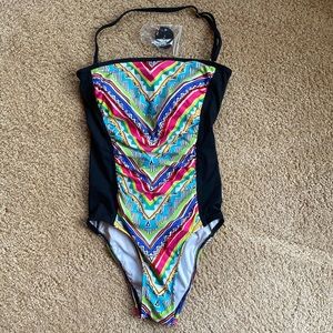 Patterned one-piece swimsuit